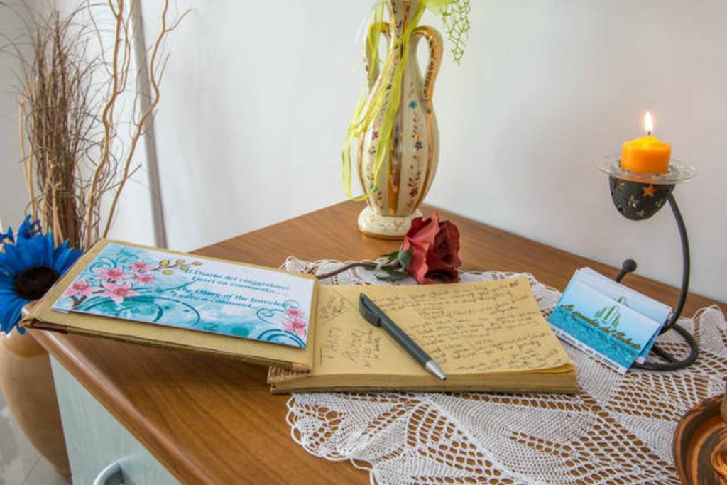 Lo Specchio Del Salento Bed & Breakfast Lecce Bilik gambar