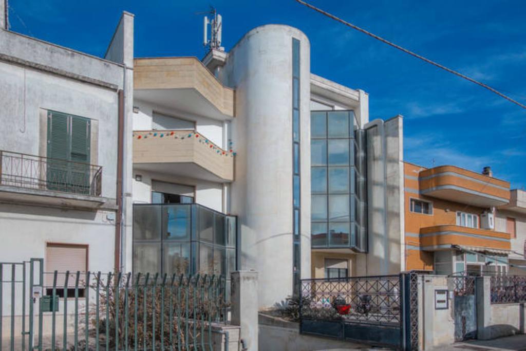 Lo Specchio Del Salento Bed & Breakfast Lecce Luaran gambar