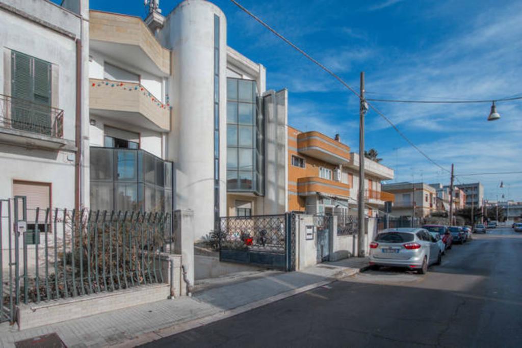 Lo Specchio Del Salento Bed & Breakfast Lecce Luaran gambar