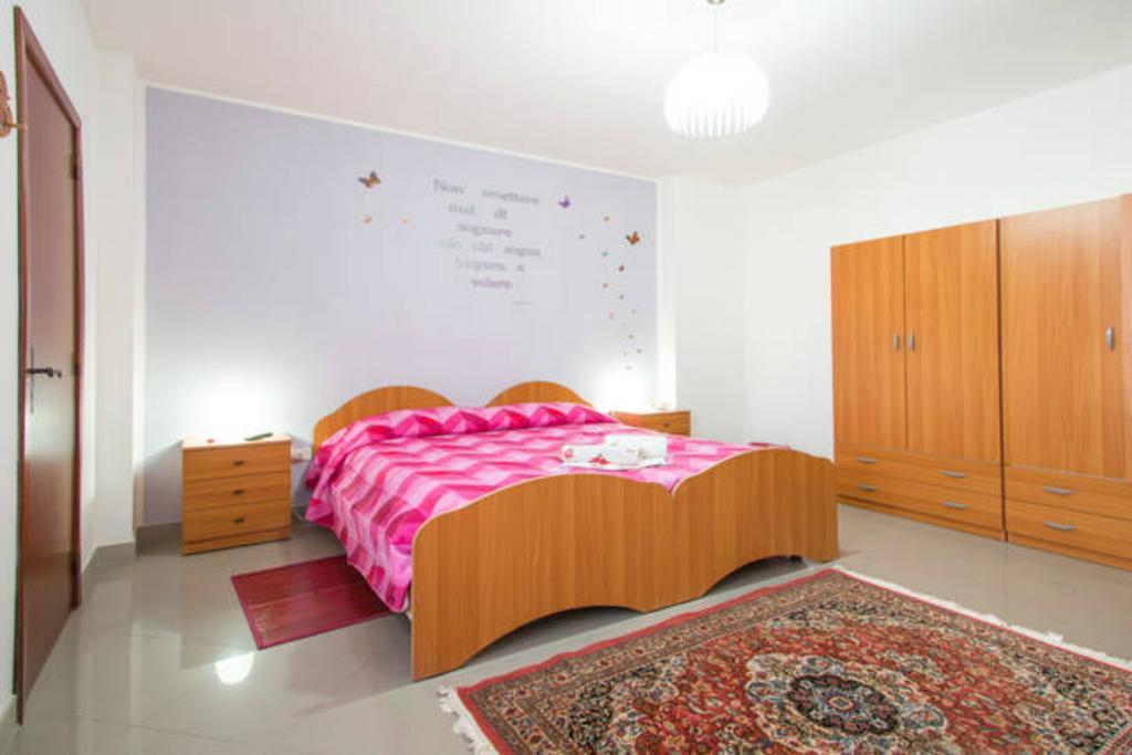 Lo Specchio Del Salento Bed & Breakfast Lecce Bilik gambar