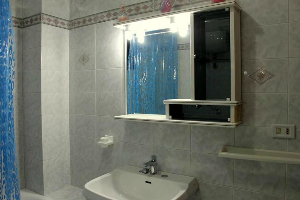 Lo Specchio Del Salento Bed & Breakfast Lecce Luaran gambar
