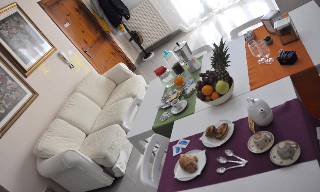 Lo Specchio Del Salento Bed & Breakfast Lecce Luaran gambar