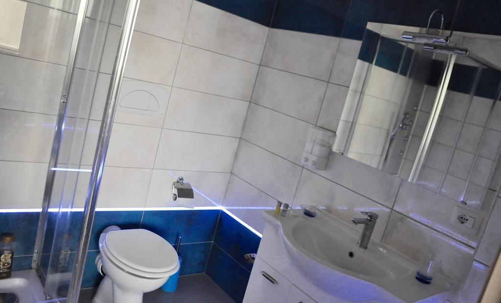 Lo Specchio Del Salento Bed & Breakfast Lecce Luaran gambar