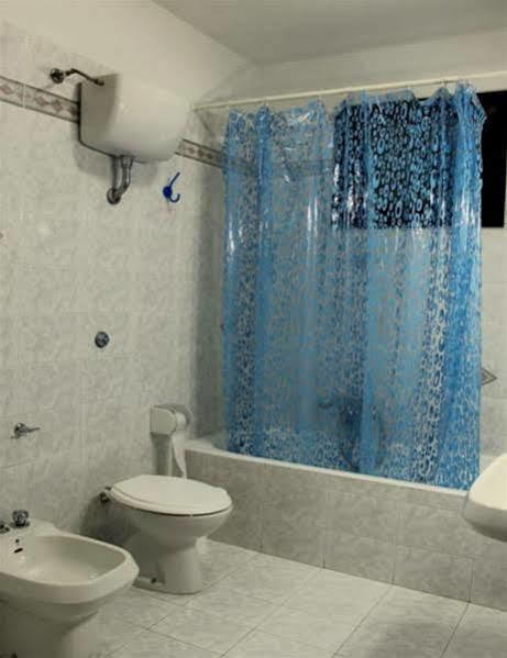 Lo Specchio Del Salento Bed & Breakfast Lecce Luaran gambar